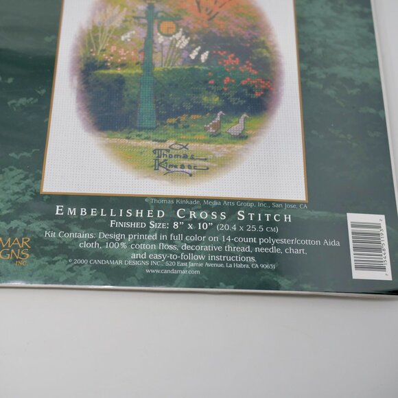 NEW Thomas Kinkade Lamplight Lamppost Clock Vignette Counted Cross Stitch Kit - Picture 2 of 4